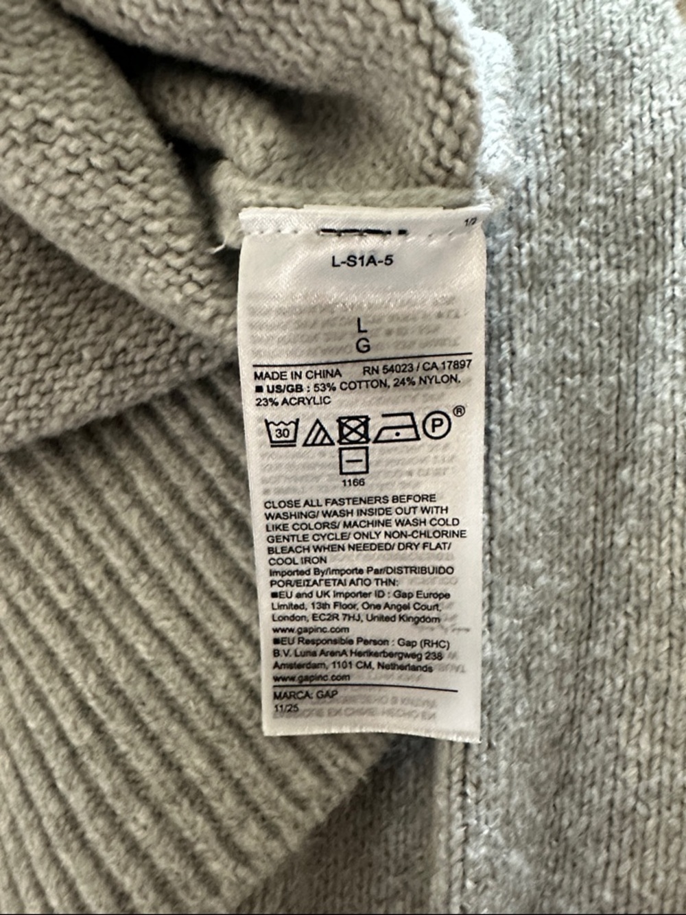 NWOT GAP Cashsoft Grey Hooded Sweater - Picture 3 of 6
